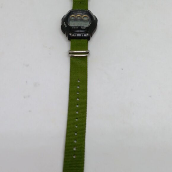 Casio Forester FT-110H Men’s 40x46mm Digital Day/Date/Alarm/Backlight watch - Picture 7 of 11